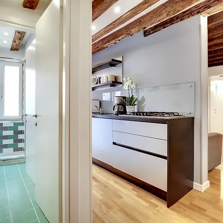 Apartment San Marco - Campo Manin By Wonderful Italy